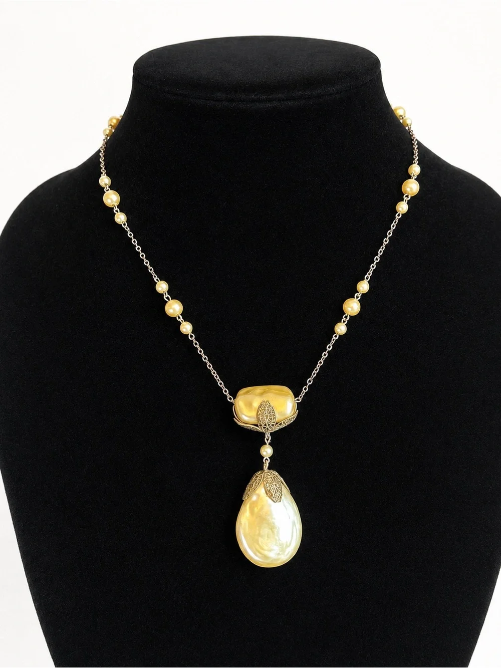 Antique Art Deco Faux Pearl Drop Necklace (c. 1920s–1930s)